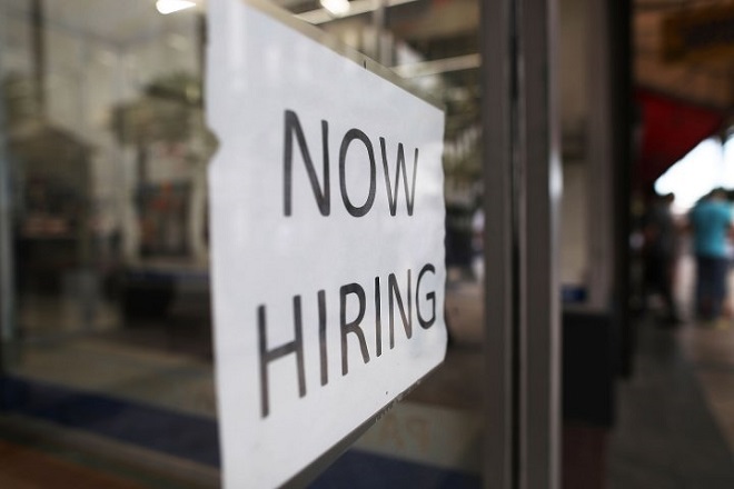 Πάνω από τις εκτιμήσεις οι νέες θέσεις εργασίας στις ΗΠΑ – «Σήμα» για νέες αυξήσεις των επιτοκίων της Fed;