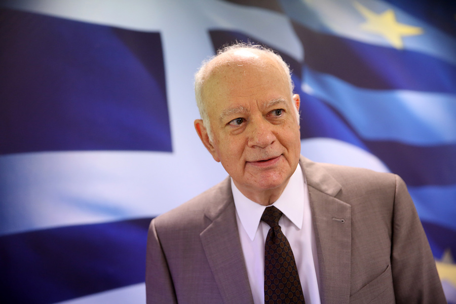 Παπαδημητρίου: Έξι λόγοι για να επενδύσεις στην Ελλάδα