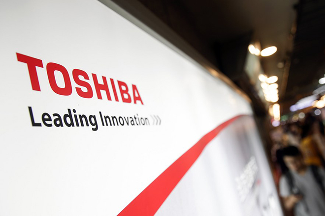 Το deal των 18 δισ. δολαρίων της Toshiba είναι επίσημο