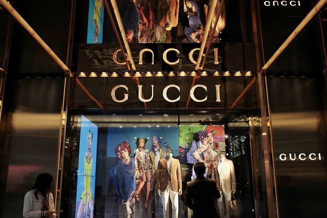 «Πόλεμος» μεταξύ Gucci και Louis Vuitton για την αγορά της Κίνας