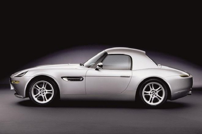 Πωλείται η BMW Z8 του Στιβ Τζομπς μαζί με το «κινητό που μισούσε»