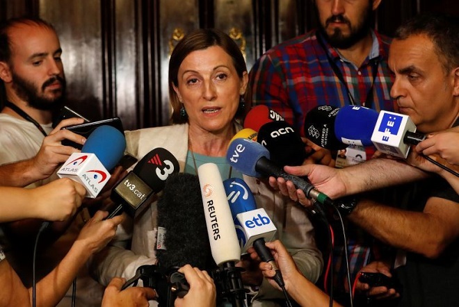 Ελεύθερη με εγγύηση 150.000 ευρώ η πρόεδρος του καταλανικού κοινοβουλίου