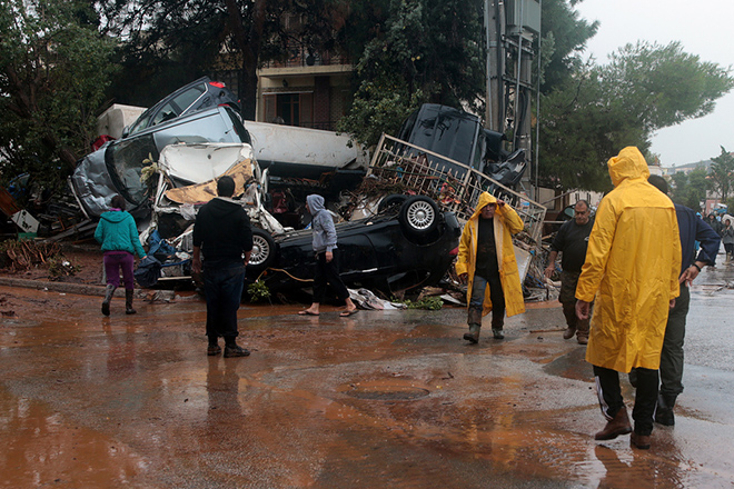 Στους 19 ο τραγικός απολογισμός από φονική πλημμύρα- Βρέθηκαν δυο ακόμα σοροί στην Ελευσίνα