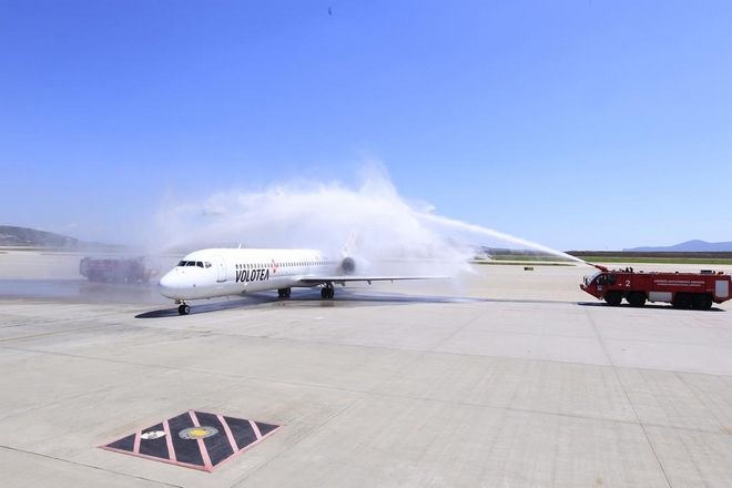 Βάση στο αεροδρόμιο της Αθήνας δημιουργεί η Volotea