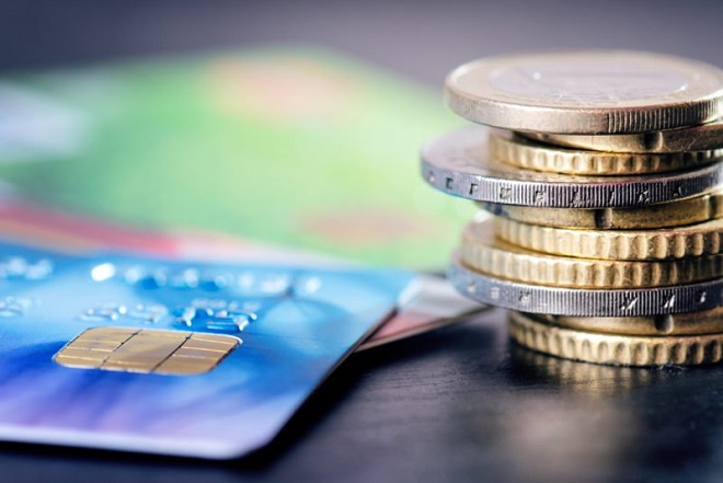 Αλλάζουν από σήμερα οι πληρωμές με κάρτες – Τι πρέπει να ξέρετε