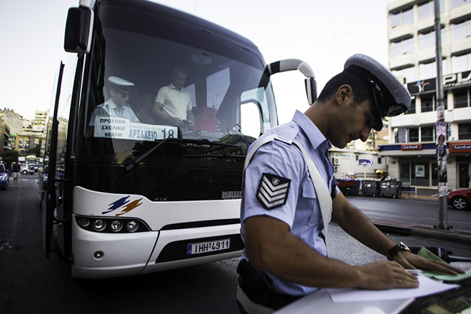 Μέχρι και τρεις φορές υψηλότερα τα πρόστιμα του ΚΟΚ για οδηγούς με υψηλό εισόδημα