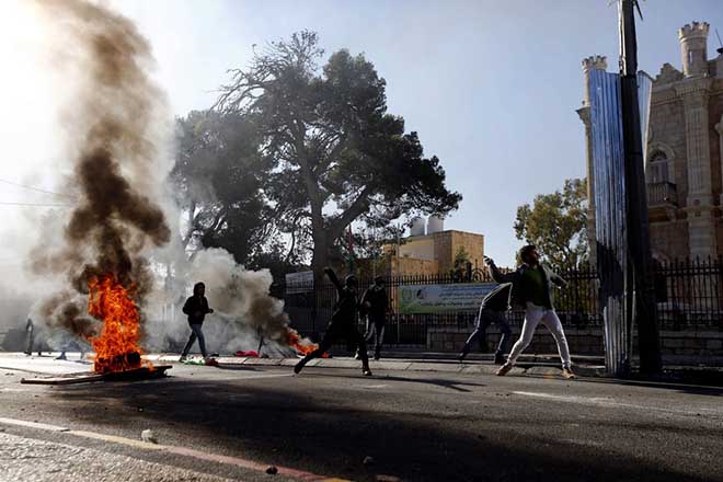 Θύελλα διαμαρτυρίας στη Μέση Ανατολή για την Ιερουσαλήμ – Μέσω Twitter απαντά ο Τραμπ