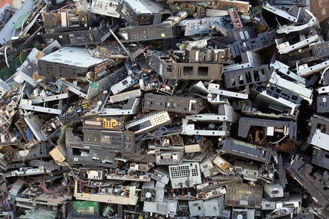 Ηλεκτρονικά απόβλητα: Ένα παγκόσμιο πρόβλημα με βάρος όσο εννέα πυραμίδες της Γκίζας