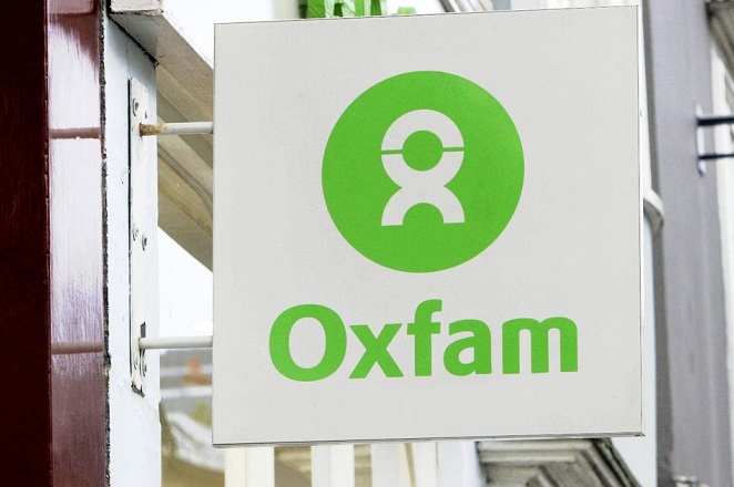 Σκάνδαλο Oxfam: Το Λονδίνο κρούει τον κώδωνα του κινδύνου σε ΜΚΟ