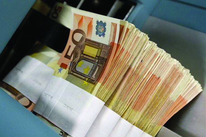 Νέα αύξηση στις ληξιπρόθεσμες οφειλές προς το Δημόσιο: Έφτασαν τα 101,704 δισ. ευρώ τον Ιούλιο