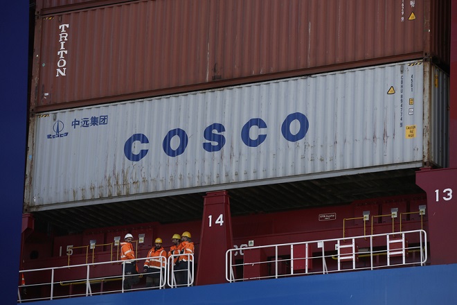 Έτοιμη να φτάσει μέχρι τέρμα η Cosco για το master plan του ΟΛΠ