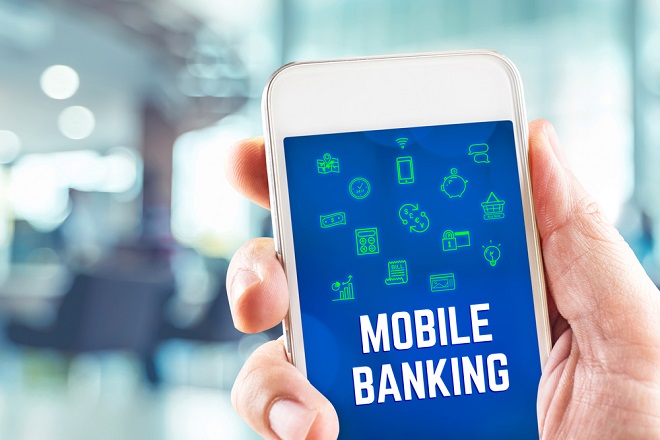 Πόσοι Έλληνες χρησιμοποιούν το mobile banking;