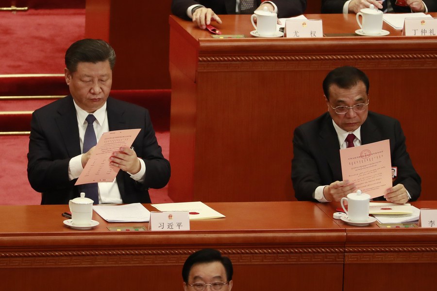 Άνοιξε ο δρόμος για τη μετατροπή του Σι Τζινπίνγκ σε ισόβιου προέδρου της Κίνας