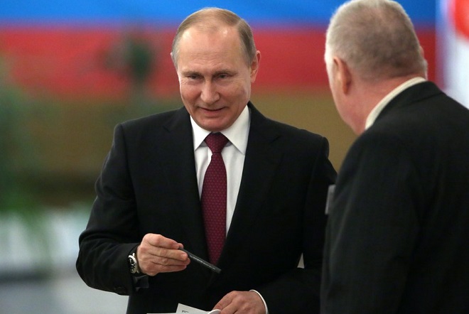 Επανεκλογή του Πούτιν με το 73,9% των ψήφων