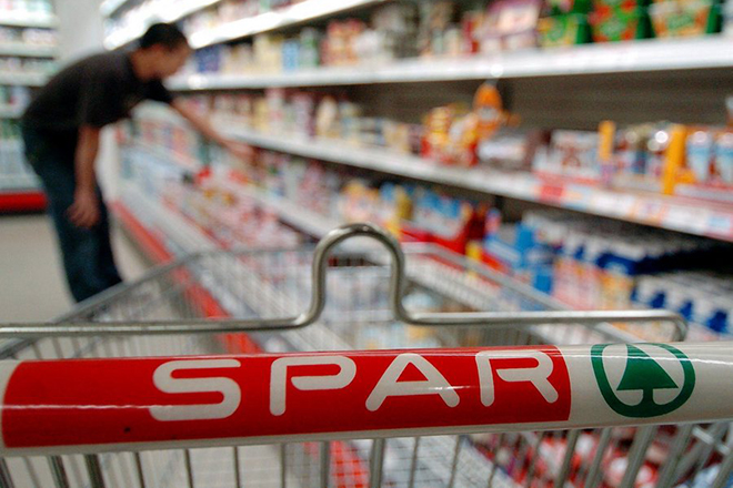 Η επιστροφή της Spar στην Ελλάδα: Πώς θέλει να αλλάξει το τοπίο στο εγχώριο λιανεμπόριο