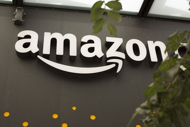 Εικοσιπέντε χρόνια Amazon: Πώς από το γκαράζ του Τζέφ Μπέζος έφτασε να αξίζει ένα τρισ. δολάρια