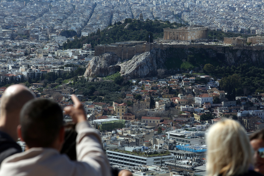 Η ταξιδιωτική κίνηση του Ιανουαρίου ανέβηκε, αλλά όχι και οι εισπράξεις