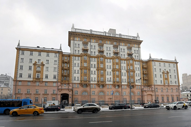 Τα πρώτα αντίποινα της Μόσχας στις μαζικές απελάσεις Ρώσων διπλωματών