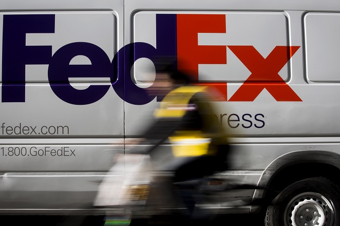 Κίνα εναντίον… FedEx: Την κατηγορεί ότι παρακράτησε 100 δέματα της Huawei