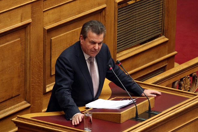Πετρόπουλος: Βγαίνουμε από τον φαύλο κύκλο των ελλειμμάτων-Τα έσοδα του ΕΦΚΑ έχουν αυξηθεί