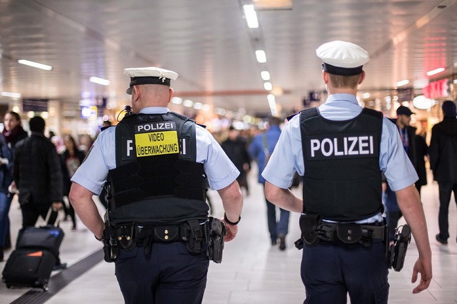 Περισσότεροι από 20 τραυματίες από τη σύγκρουση συρμών του μετρό στη Γερμανία