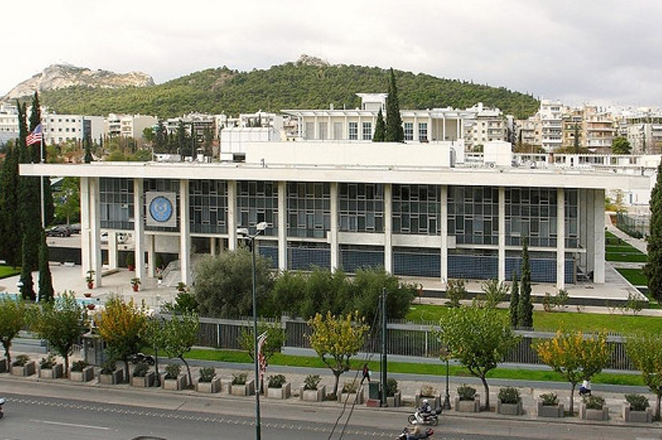 Προστασία των αμερικανικών ιδρυμάτων ζητά από τις ελληνικές αρχές η πρεσβεία των ΗΠΑ