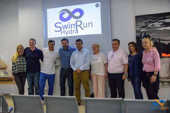 SwimRun: Η Ύδρα ταράζει τα νερά της Μεσογείου