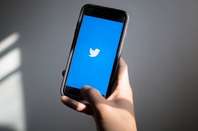 Γιατί όλοι οι χρήστες του Twitter πρέπει να αλλάξουν τους κωδικούς πρόσβασης