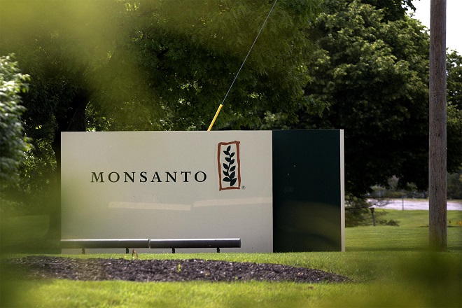 RIP Monsanto: Ο γεωργικός κολοσσός που όλοι λάτρευαν να μισούν