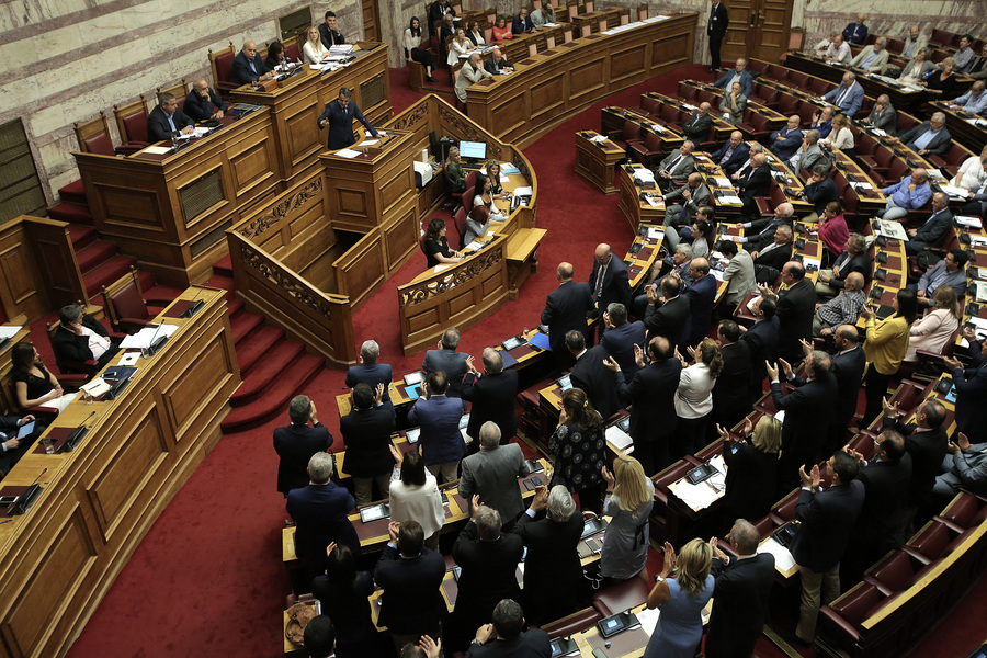 Πρόταση δυσπιστίας: Τι αναφέρει η Νέα Δημοκρατία στο κείμενο που κατέθεσε στη βουλή