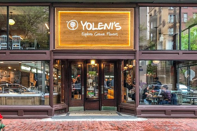 Άνοιξε και επίσημα το πρώτο κατάστημα Yoleni’s στις ΗΠΑ
