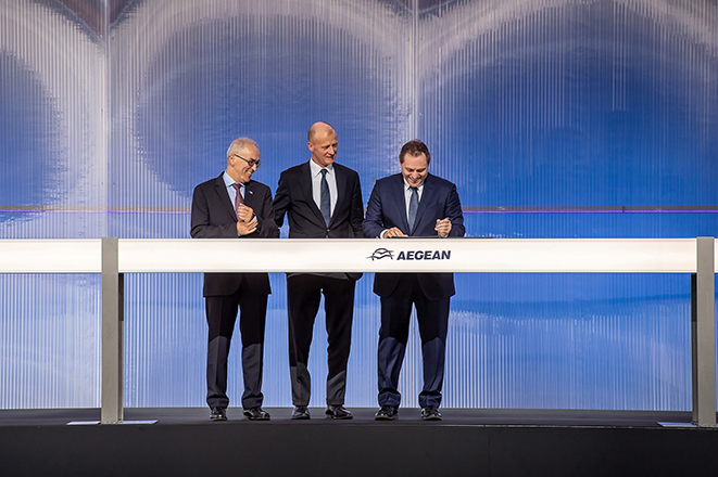 Υπογράφτηκε η συμφωνία «μαμούθ» μεταξύ Aegean και Airbus