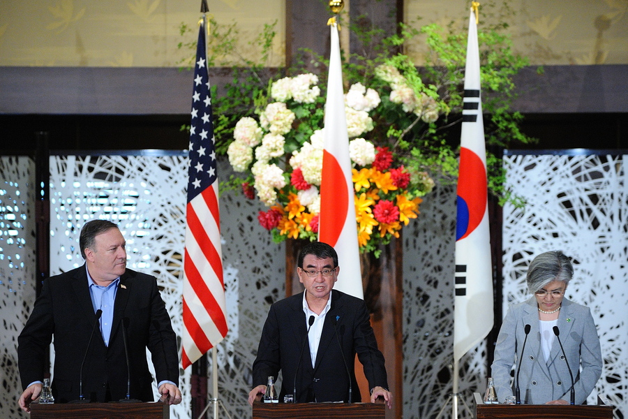 ΗΠΑ: Οι κυρώσεις στη Β. Κορέα θα παραμείνουν – Για «γκανγκστερικές απαιτήσεις» μιλά η Πιονγιάνγκ