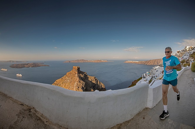 Απαιτητικές διαδρομές στο Santorini Experience