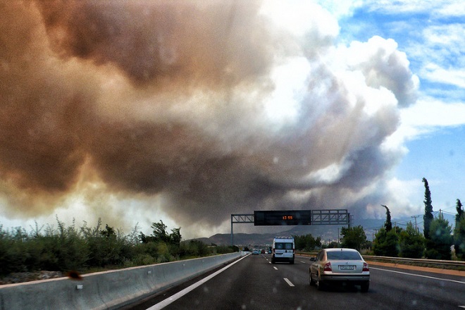 Απαγόρευση κυκλοφορίας σε περιοχές της Αττικής σήμερα – Υψηλός κίνδυνος πυρκαγιάς