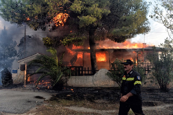 Έγκαιρη εκκένωση κατοίκων στην Κινέτα και λάθη στο Μάτι προκύπτουν από τις καταθέσεις μαρτύρων