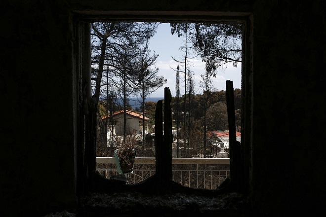 Στους 96 οι νεκροί από τη φονική πυρκαγιά στην Ανατολική Αττική