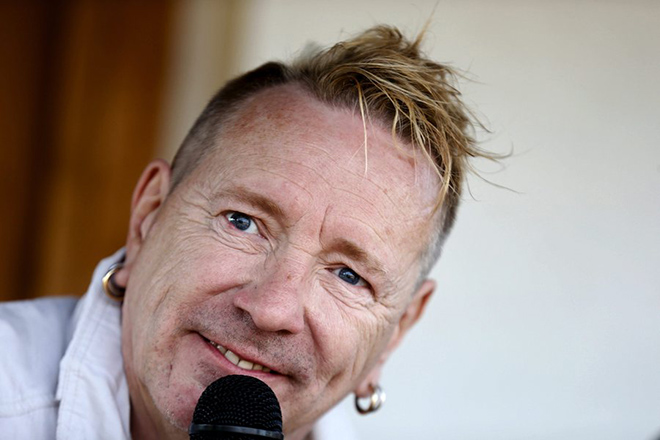 Μετά τους Sex Pistols ο Τζόνι Ρότεν εντάσσεται στα… «Χελωνονιντζάκια»