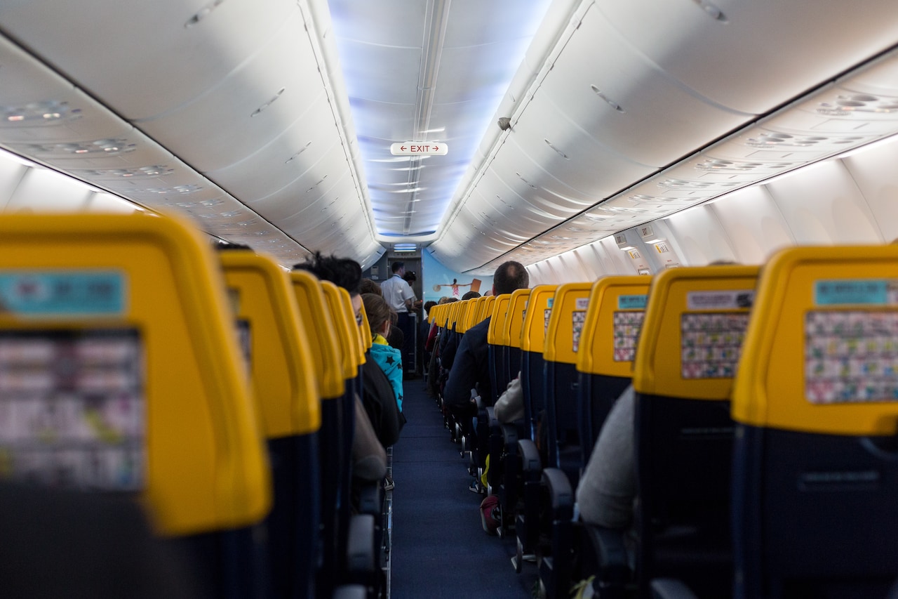 Ryanair: Βάζει τέλος στη δωρεάν χειραποσκευή βάρους έως 10 κιλών