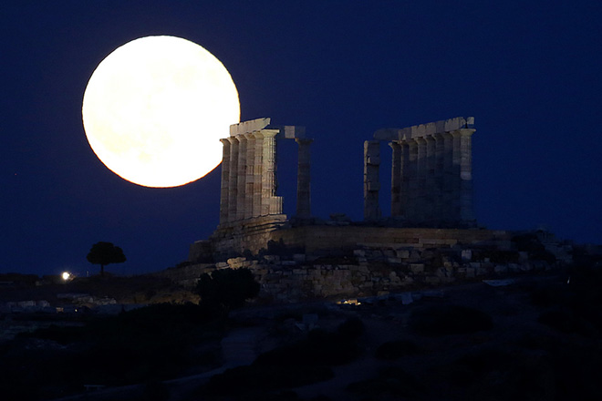 Αυγουστιάτικη πανσέληνος με ανοιχτά μουσεία και αρχαιολογικούς χώρους