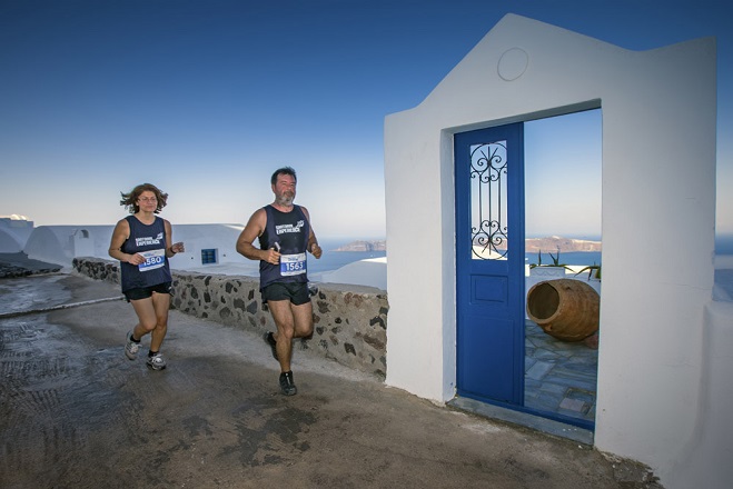 «Πέφτει» η αυλαία των εγγραφών στο Santorini Experience