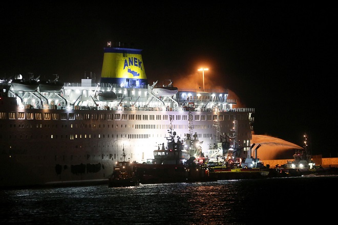 Ολονύχτιο θρίλερ για τους επιβαίνοντες του πλοίου «Ελ. Βενιζέλος»