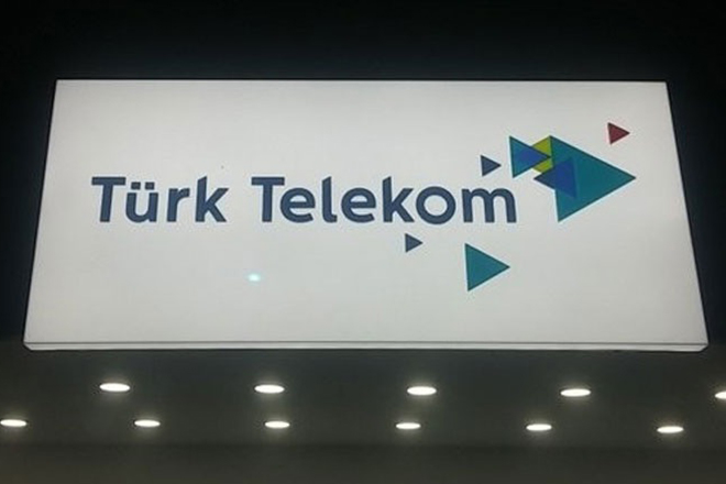 Τέλος εποχής για την Turk Telekom: Στα χέρια των τραπεζών το 55% της εταιρείας
