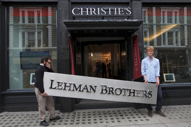 «Μύρισε» Lehman Brothers – Γιατί όλα θυμίζουν τη χρηματοπιστωτική κρίση του 2008