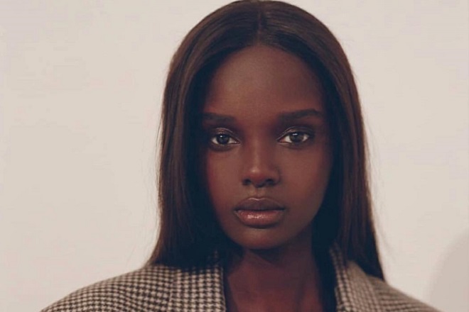 Η Duckie Thot είναι η νέα παγκόσμια εκπρόσωπος της L’Oreal Paris