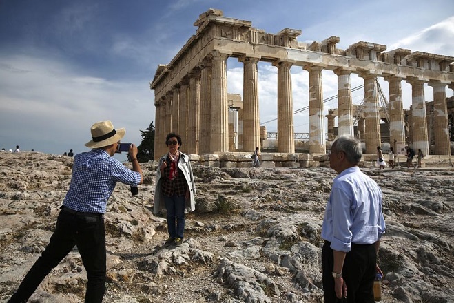 ΤτΕ: Στα 10,5 εκατ. οι τουρίστες στην Ελλάδα το α’ εξάμηνο του 2018