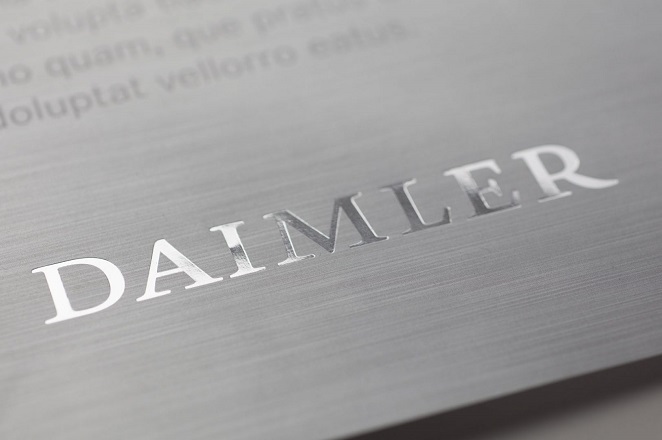 Έρευνα των γερμανικών αρχών στη Daimler για «πειραγμένο» λογισμικό 60.000 αυτοκινήτων Mercedes