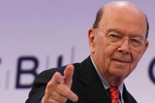 Wilbur Ross: Διαπραγματεύσεις με ΕΕ αντί επιβολής δασμών μεταξύ των επιλογών Τραμπ