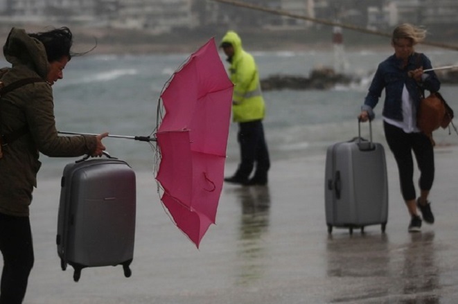 Έρχεται το νέο κύμα κακοκαιρίας «Υπατία», με θυελλώδεις νοτιάδες και βροχές