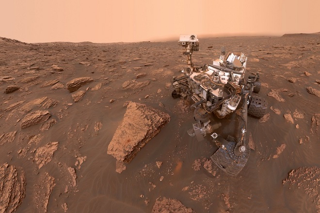 Με μια…selfie αποχαιρετά το Curiosity Rover της NASA ένα τμήμα του Άρη